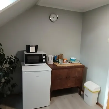 Sveciu Namai * Sandeid